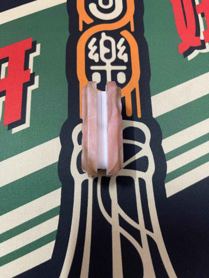 Lucky Candy, Resin