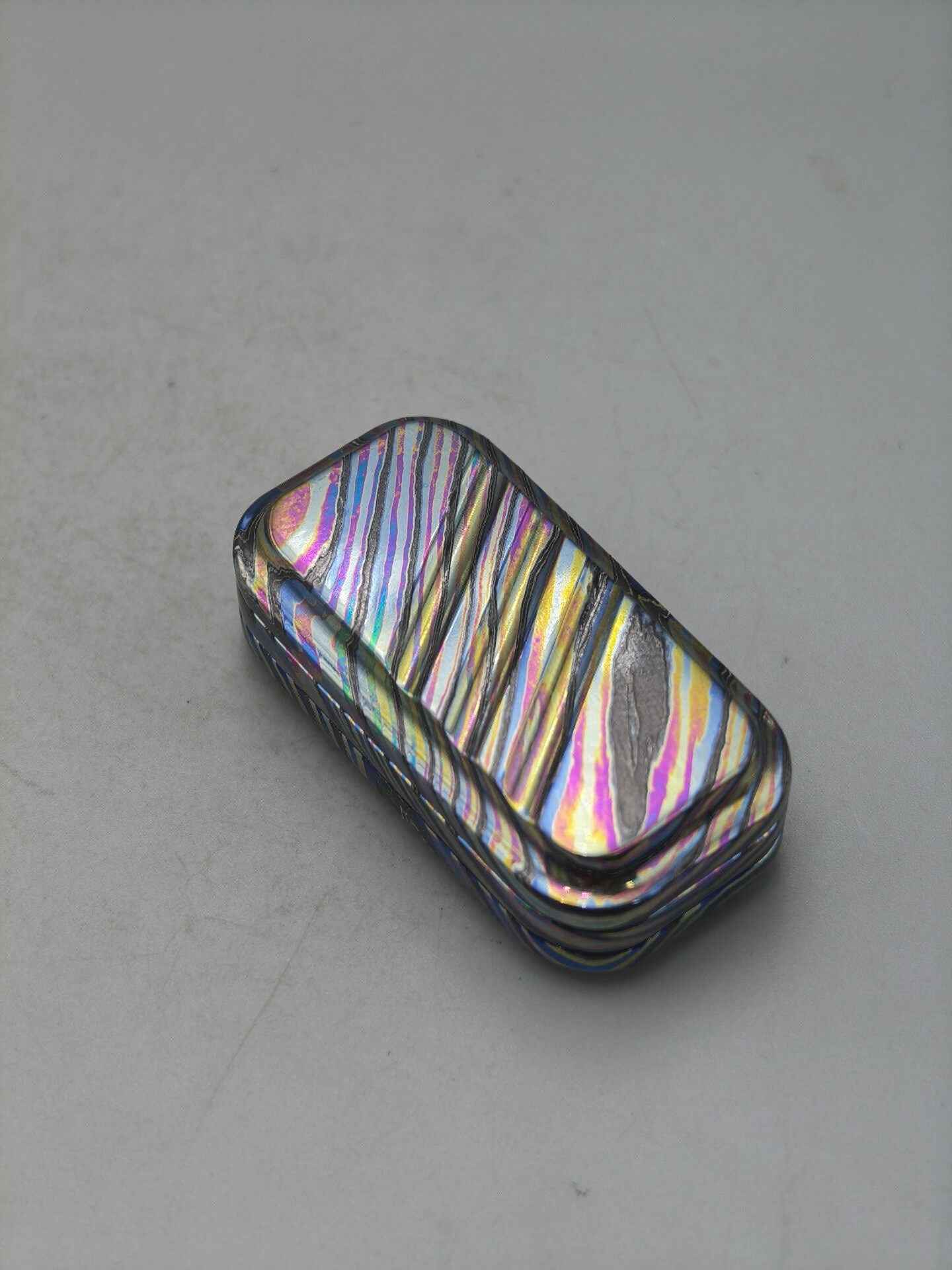 Lucky Candy, Zircuti