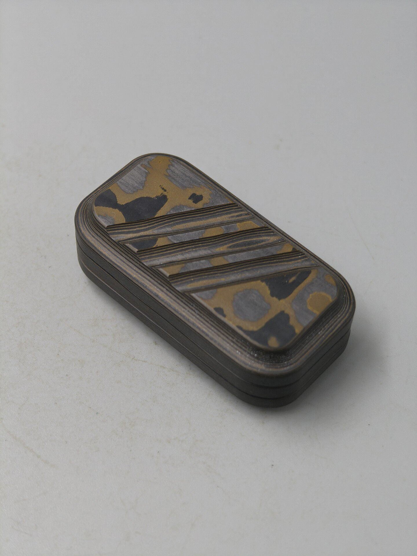 Lucky Candy, Carbon Damascus