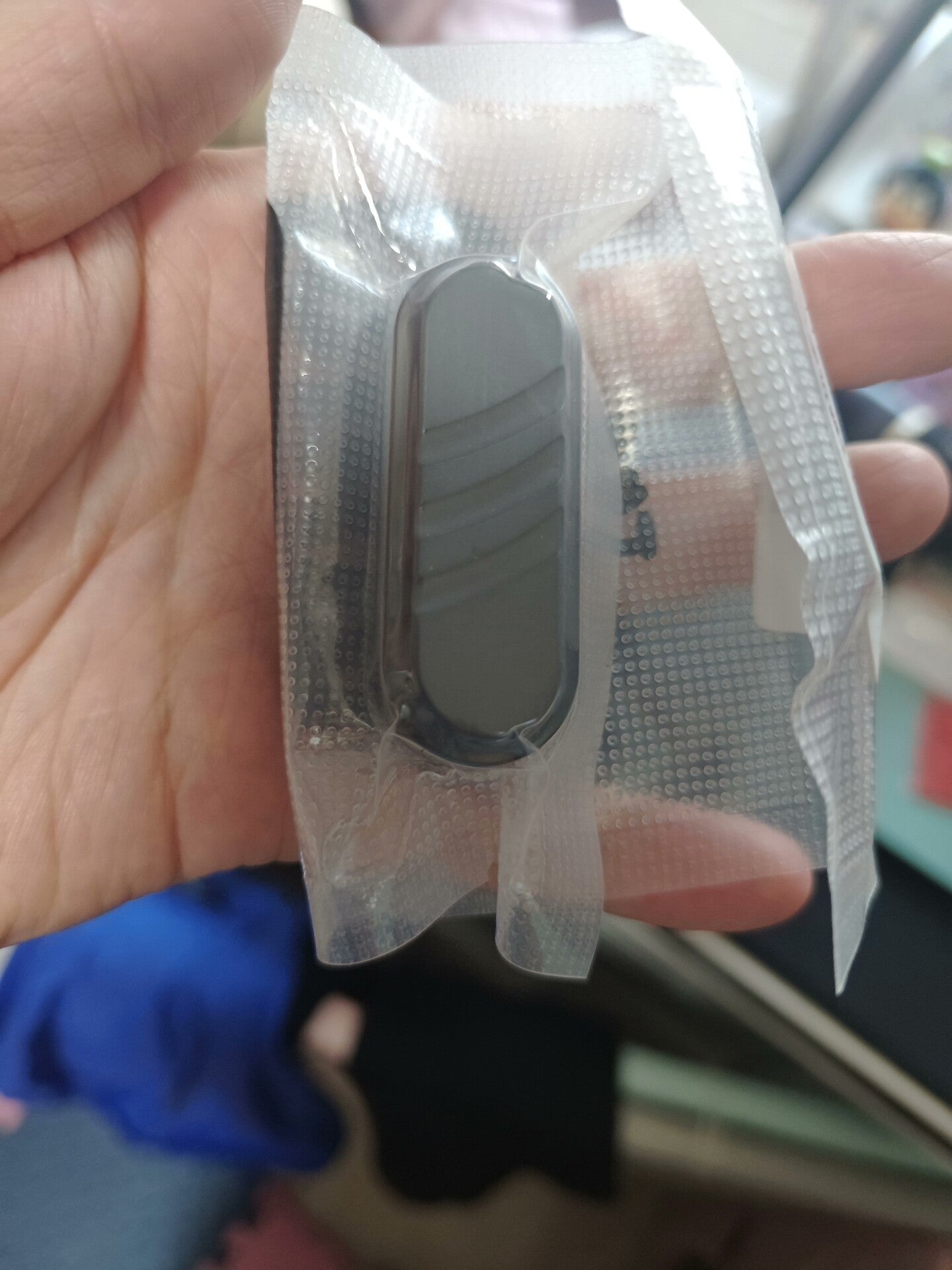 RUYI, Zirconium