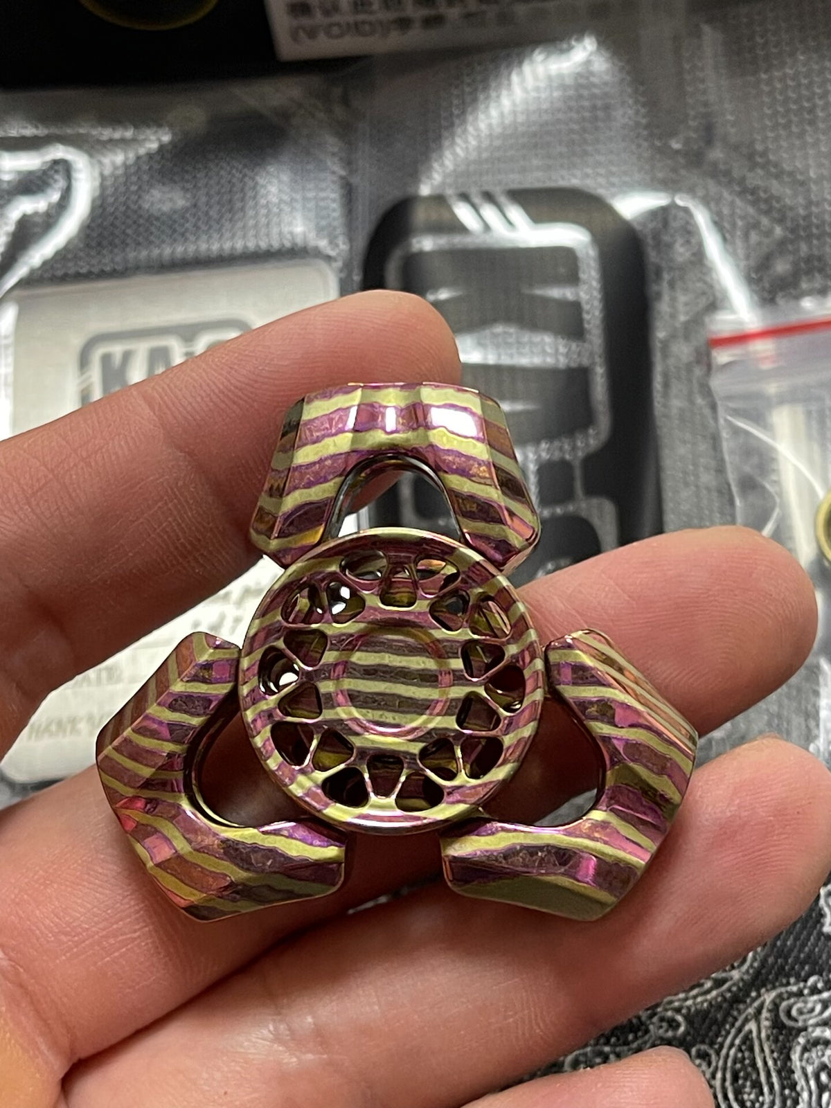 Explorer Zircuti