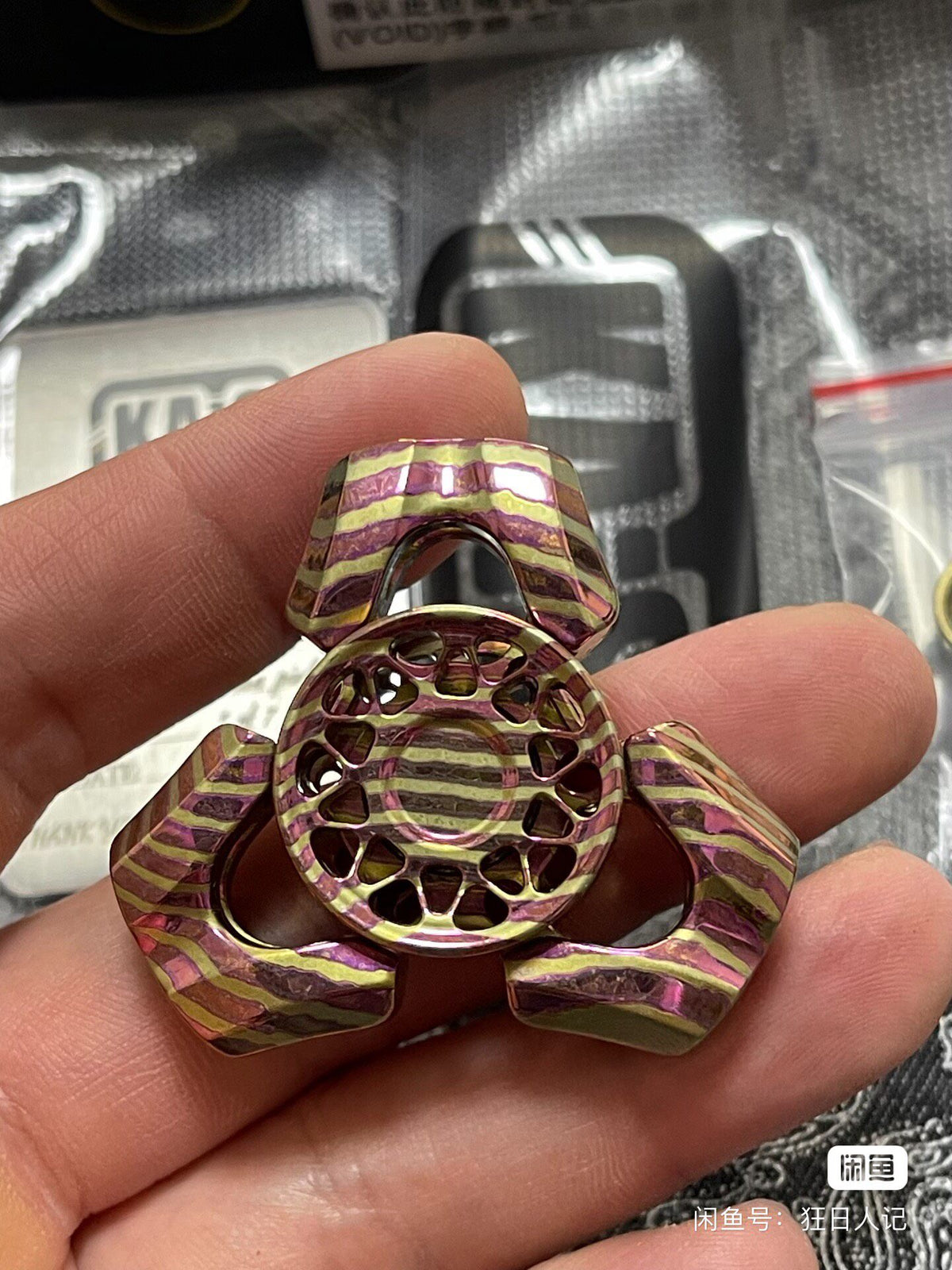 Explorer Zircuti