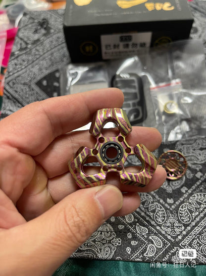 Explorer Zircuti