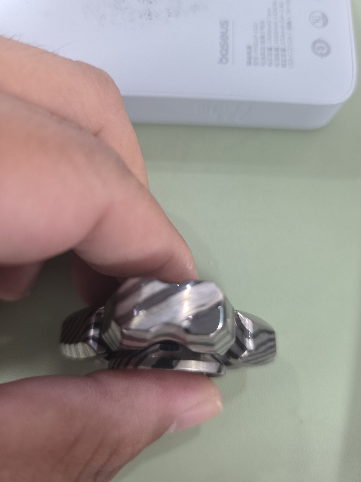 Explorer Zircuti