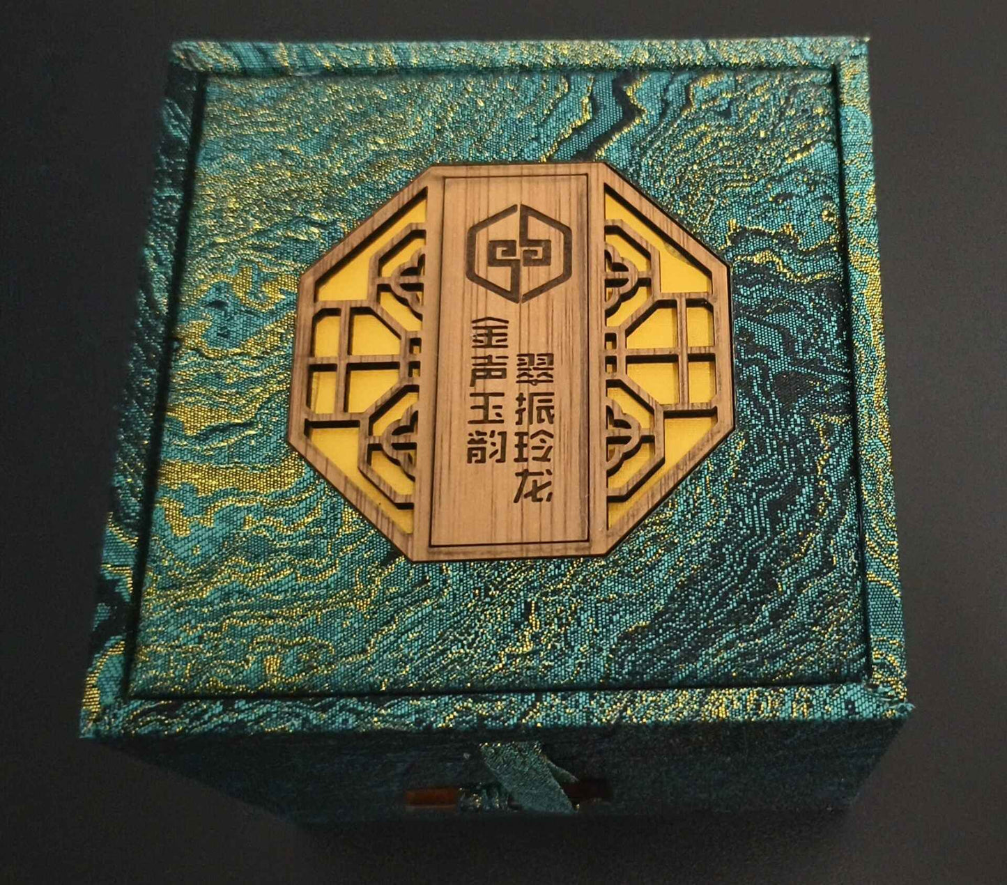 Linglong Omphacite jade+Australian white