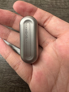 Floating Cloud Slider Titanium