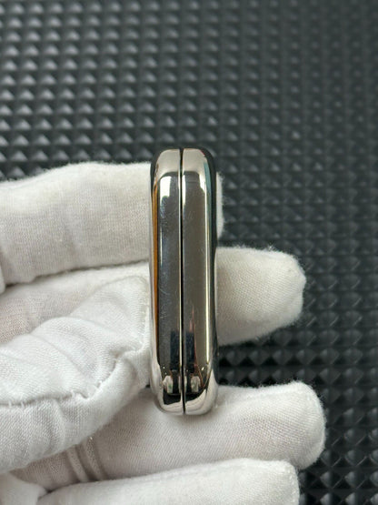Floating Cloud Titanium