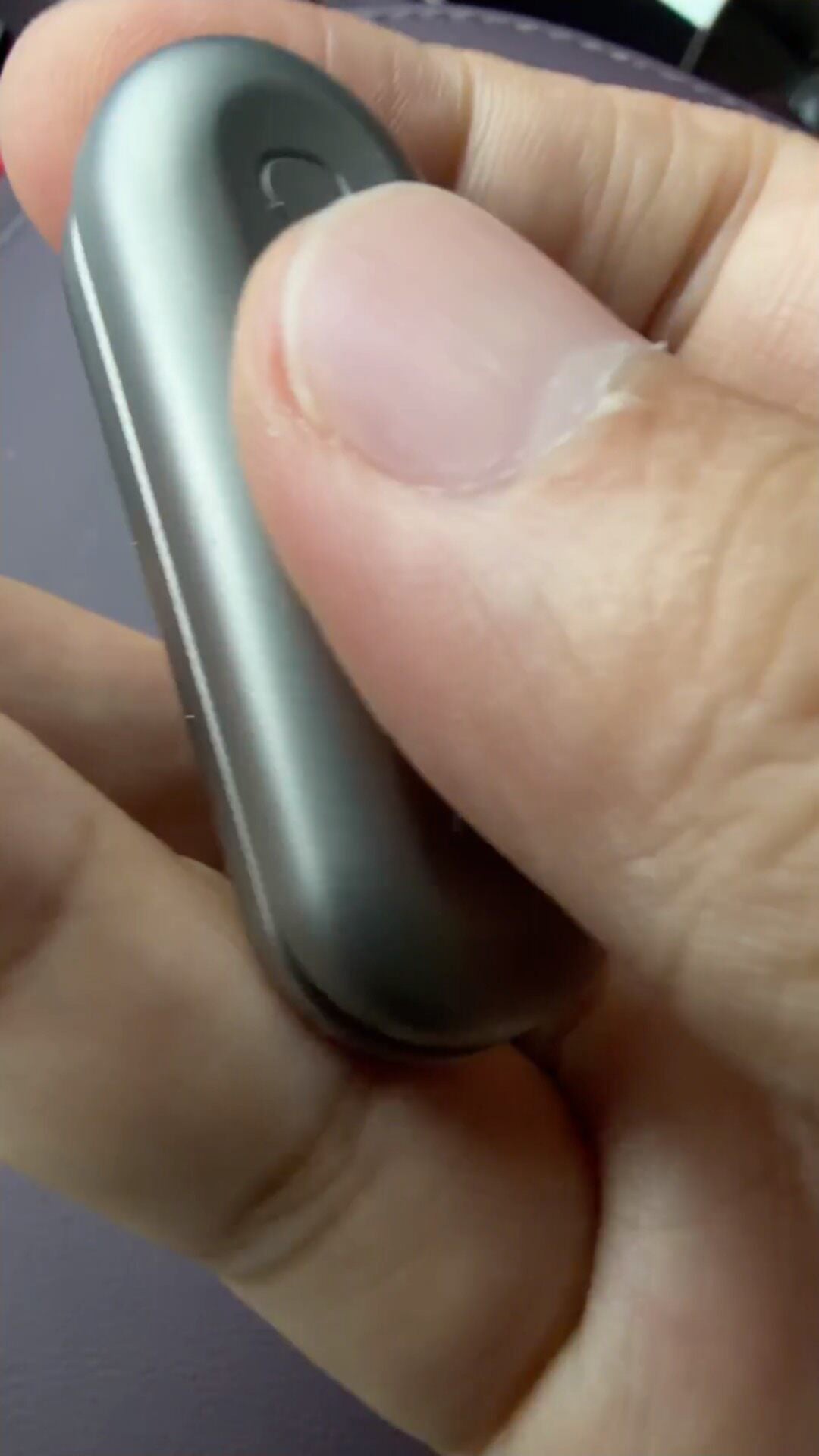 Floating Cloud Titanium