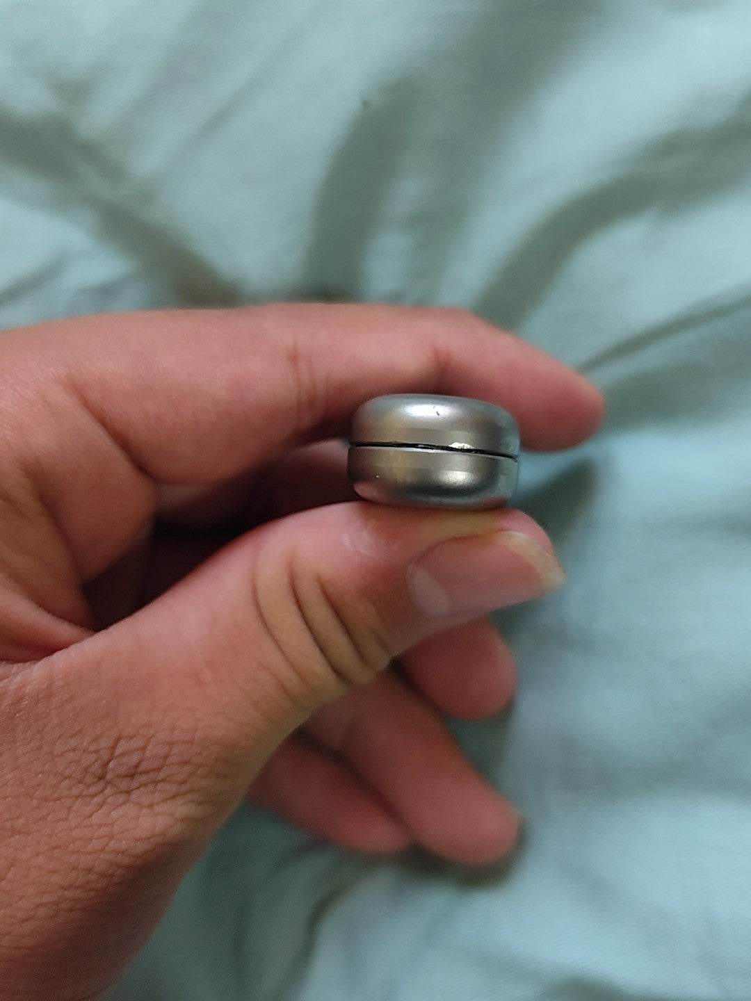 Floating Cloud Titanium