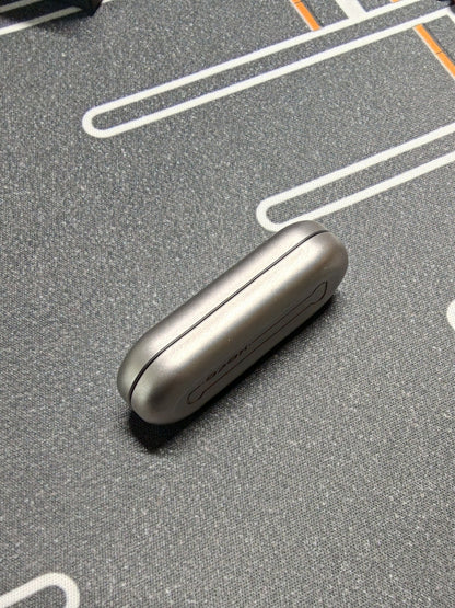 Floating Cloud Titanium