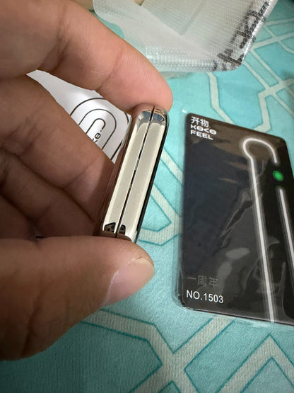 Floating Cloud Titanium