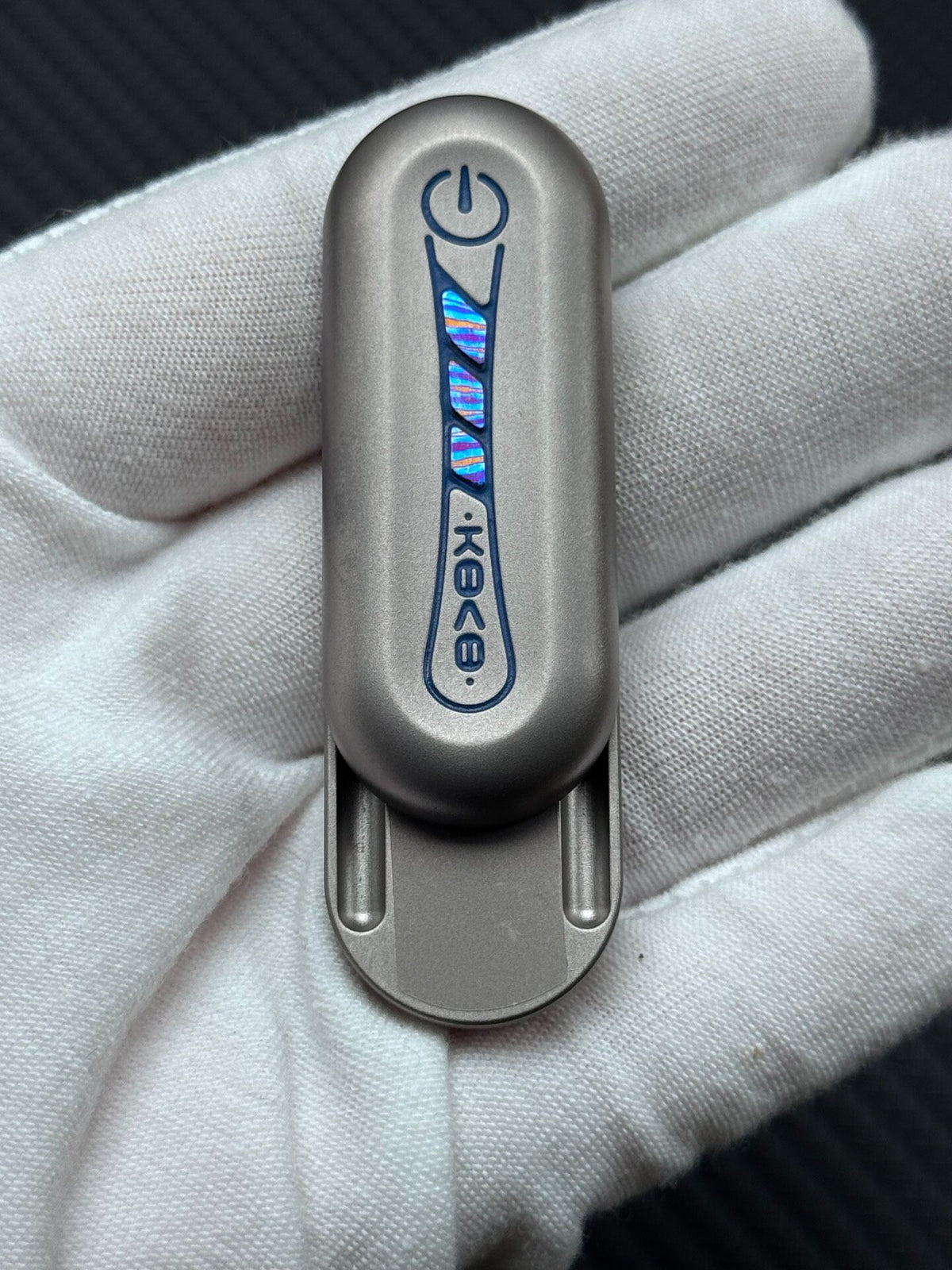 Floating Cloud Titanium Mokuti Turboglow