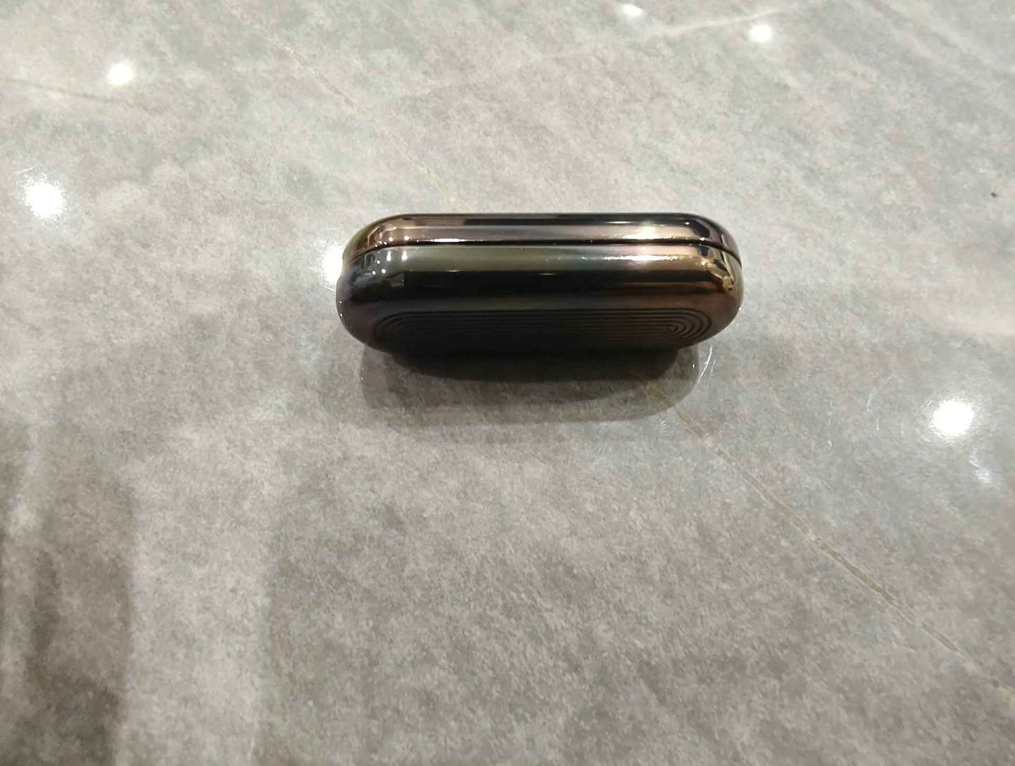 Floating Cloud Slider Zirconium