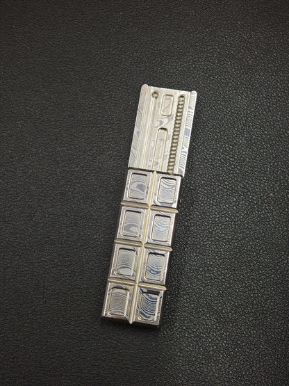 Ultra-Thin Wafer Damasteel