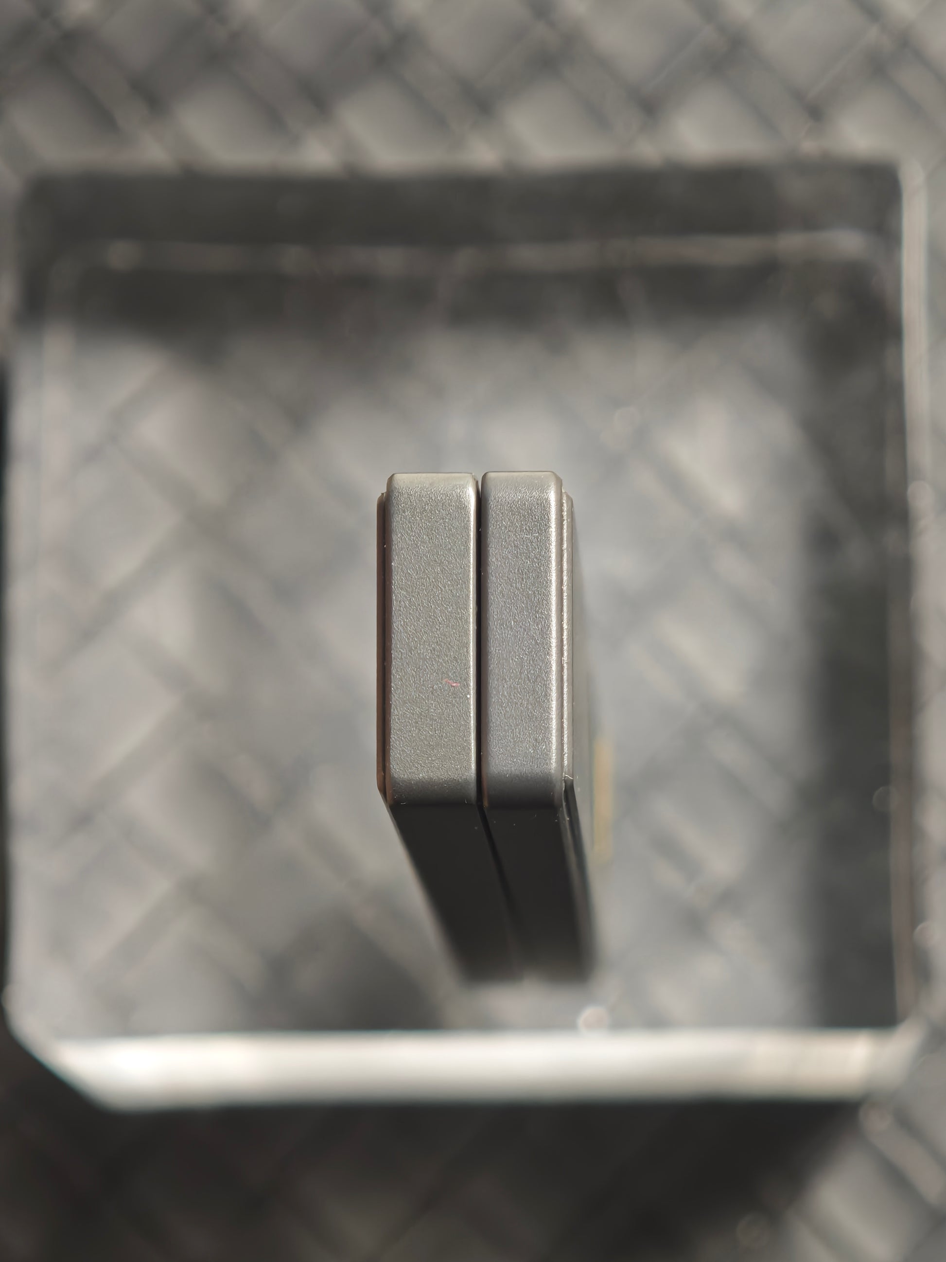 Mini Box Zirconium Carbon Fiber