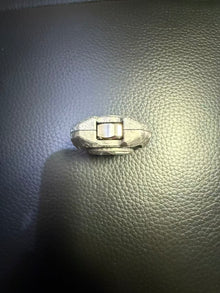 M4 Crystallized Titanium