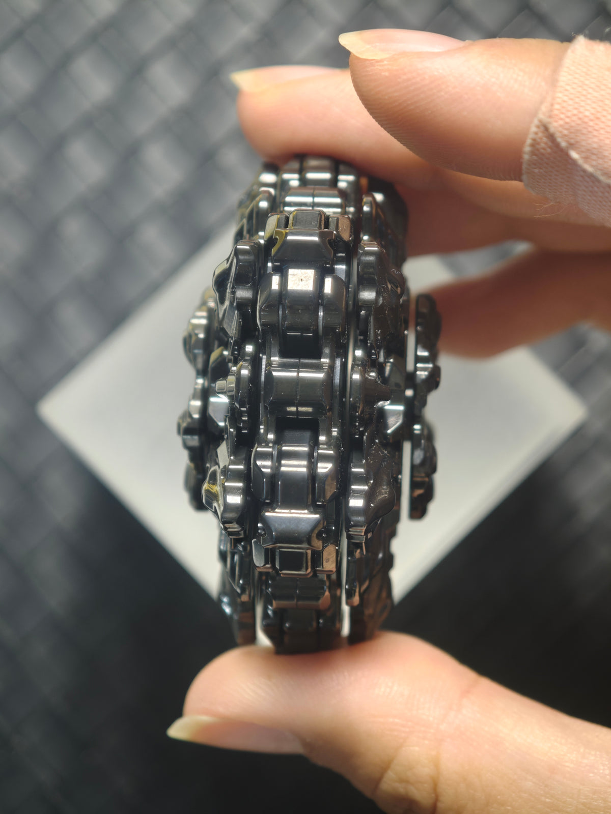 SEQUENCE EDC Dijiang Shell Opening Zirconium Polished