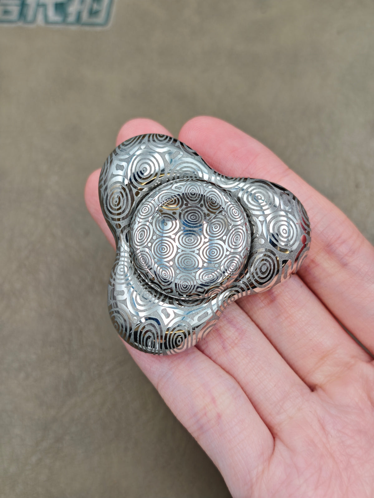 Three-Leaf Cell Damasteel