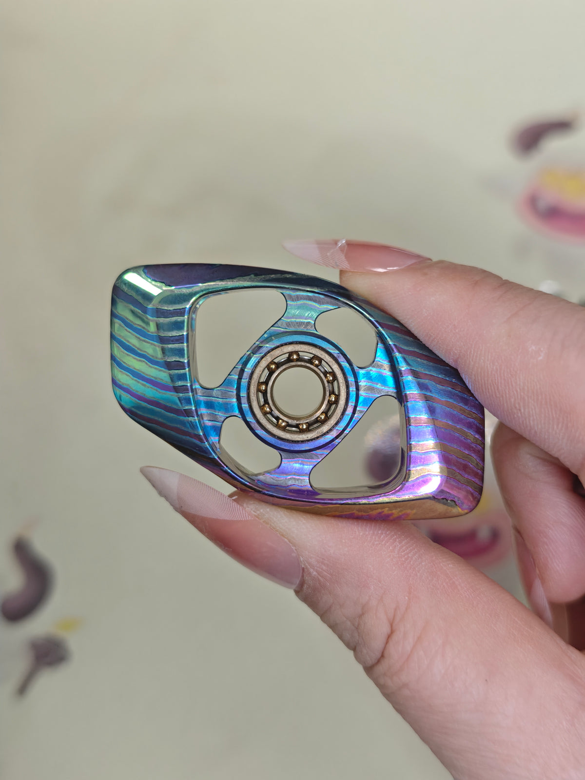 Phantom Dual Leaf Zircuti