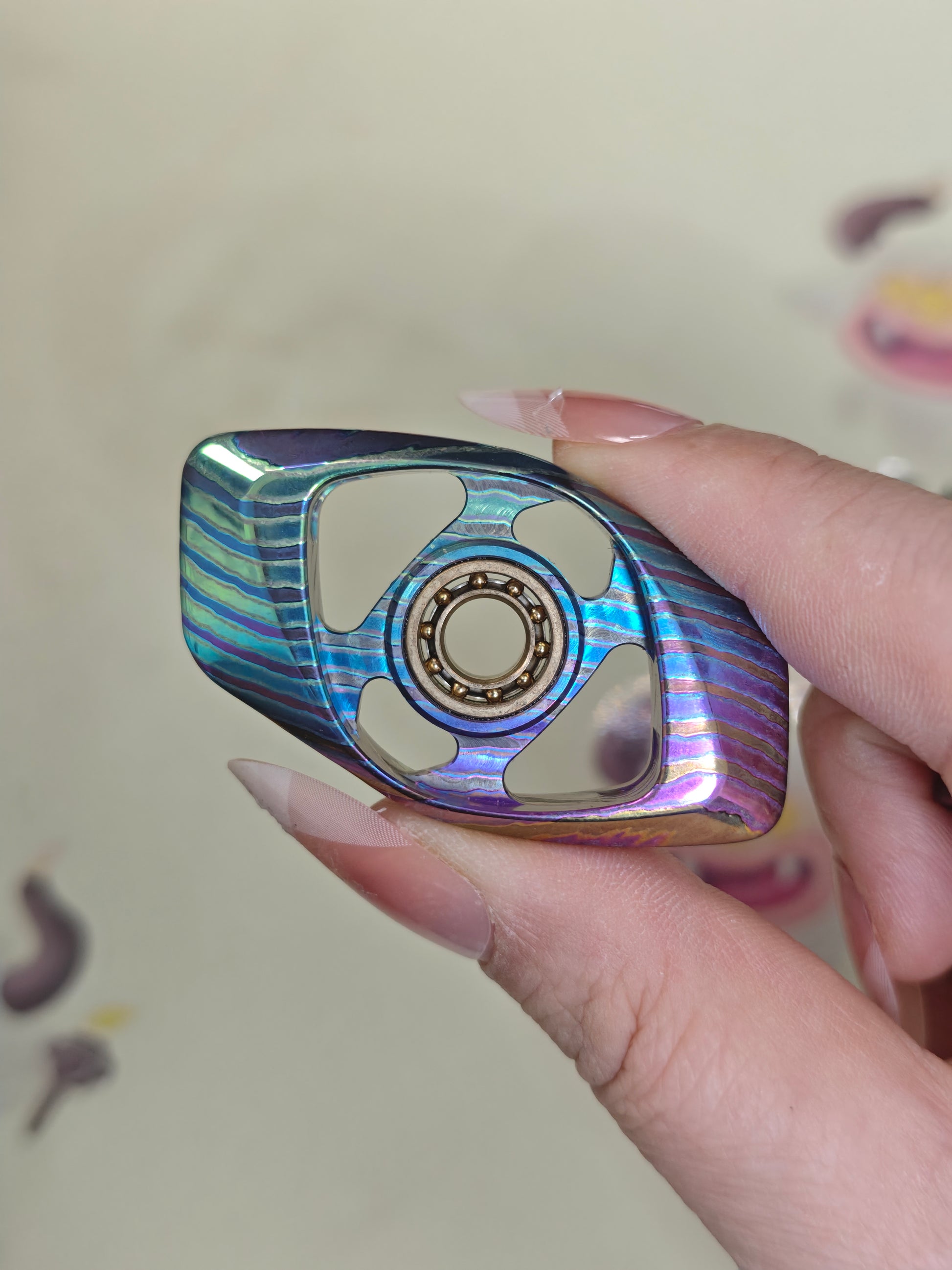 Phantom Dual Leaf Zircuti