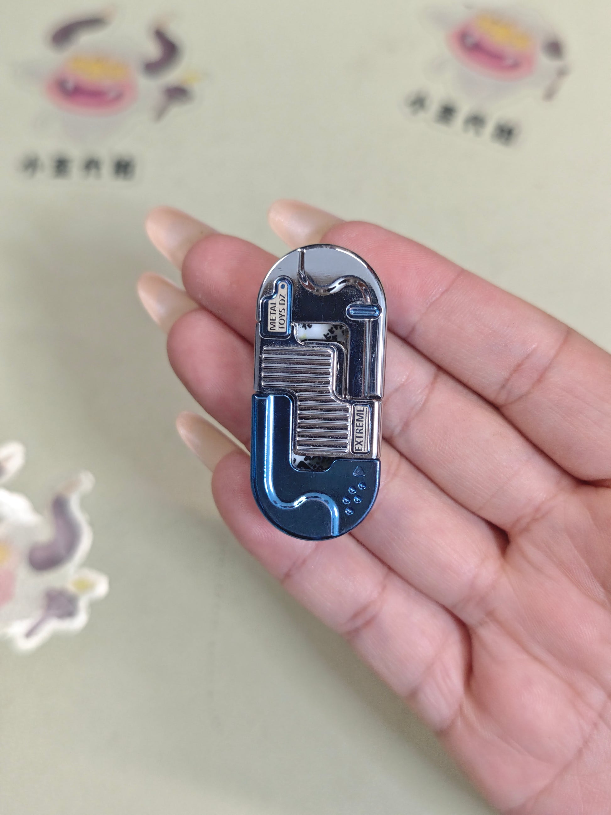 Top B Titanium