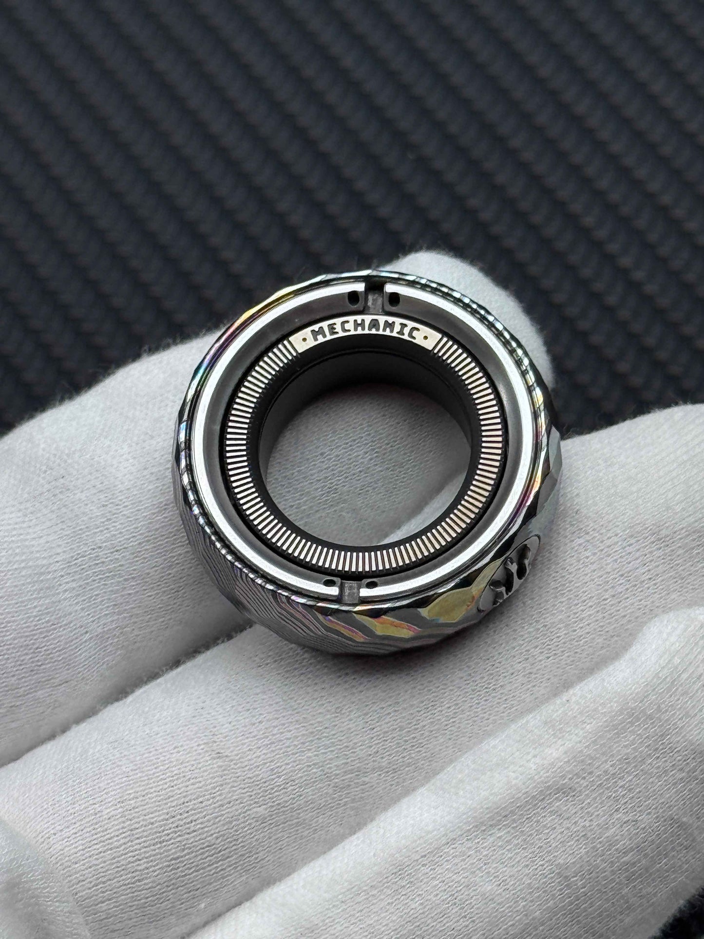 Mechanic Thorns Zircuti