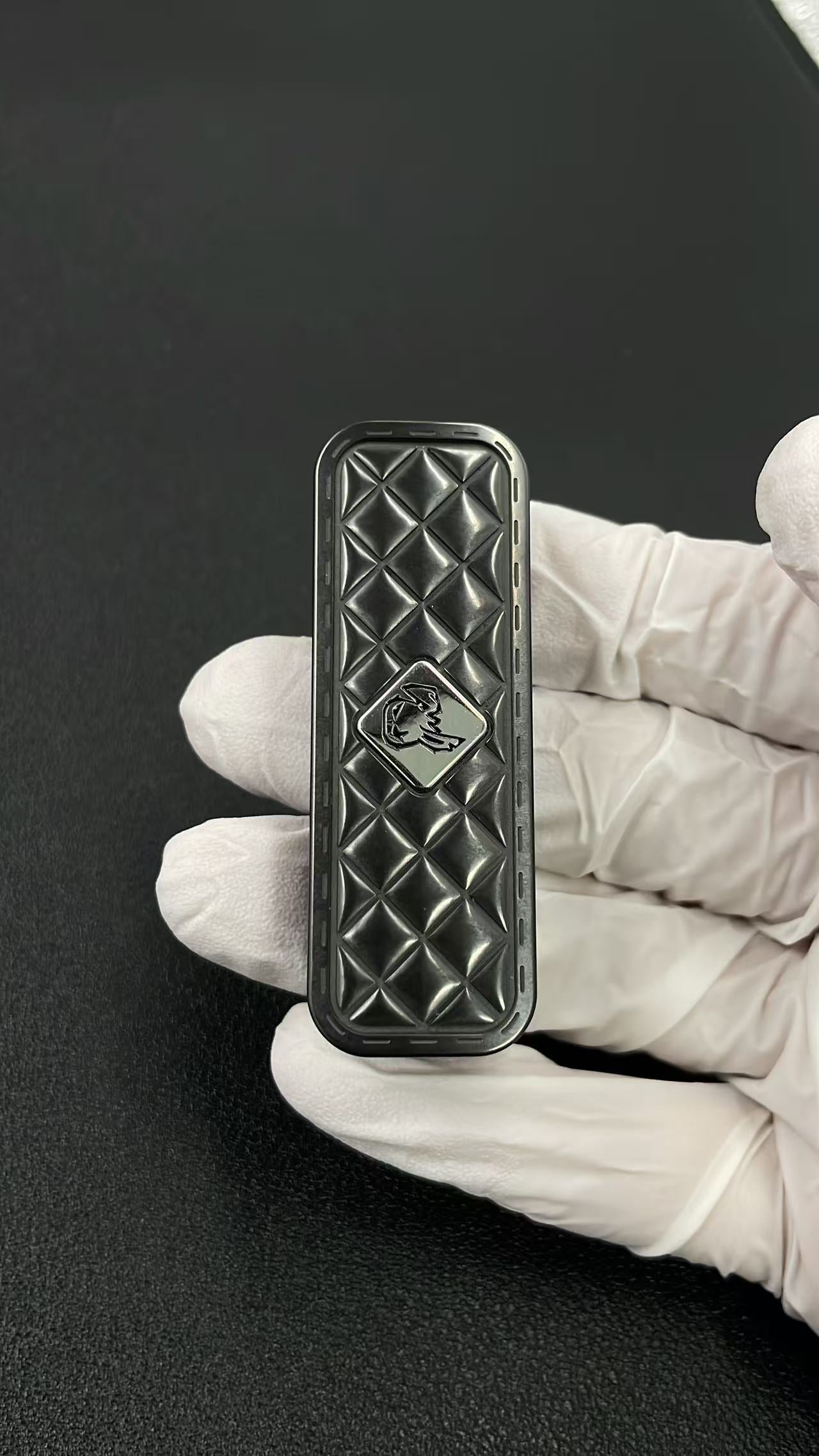 Feng Ling Zirconium