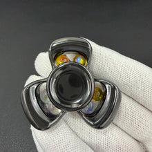 Three-Leaf Horizon Zirconium