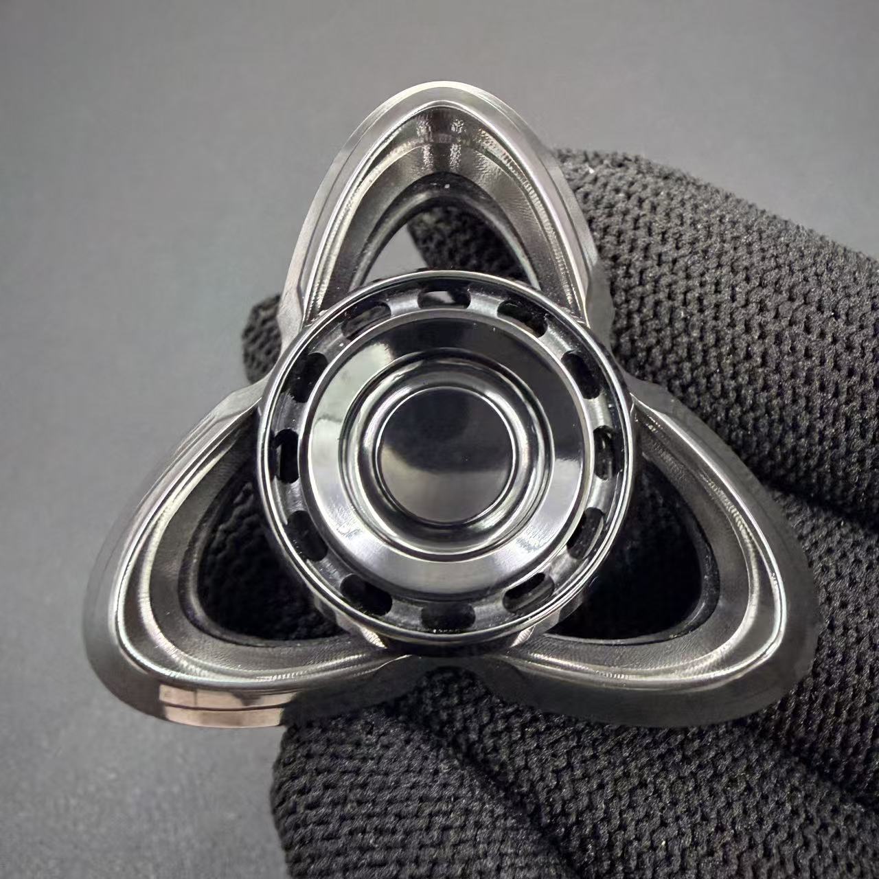Cat's Eye Zirconium Polished