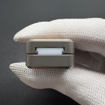 Sugar Cube Titanium