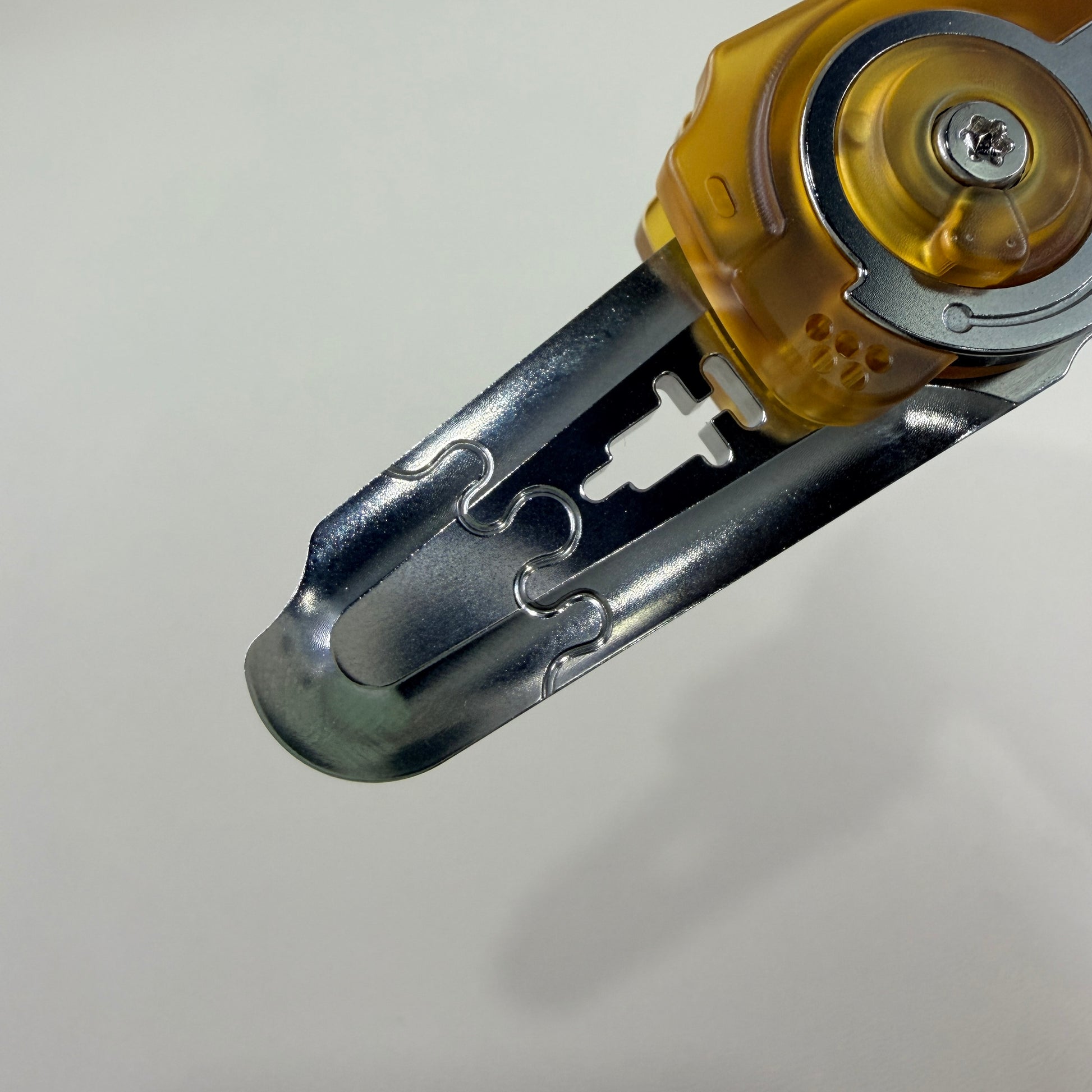 Dimension Slash Pry Bar Titanium PEI