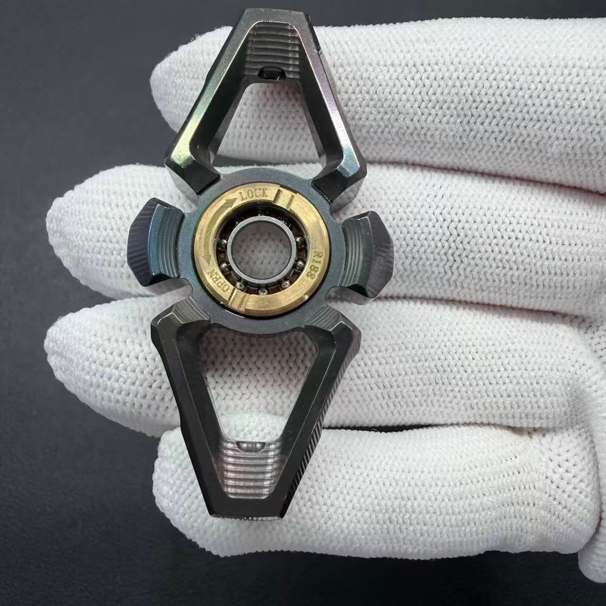 Skylines Zirconium