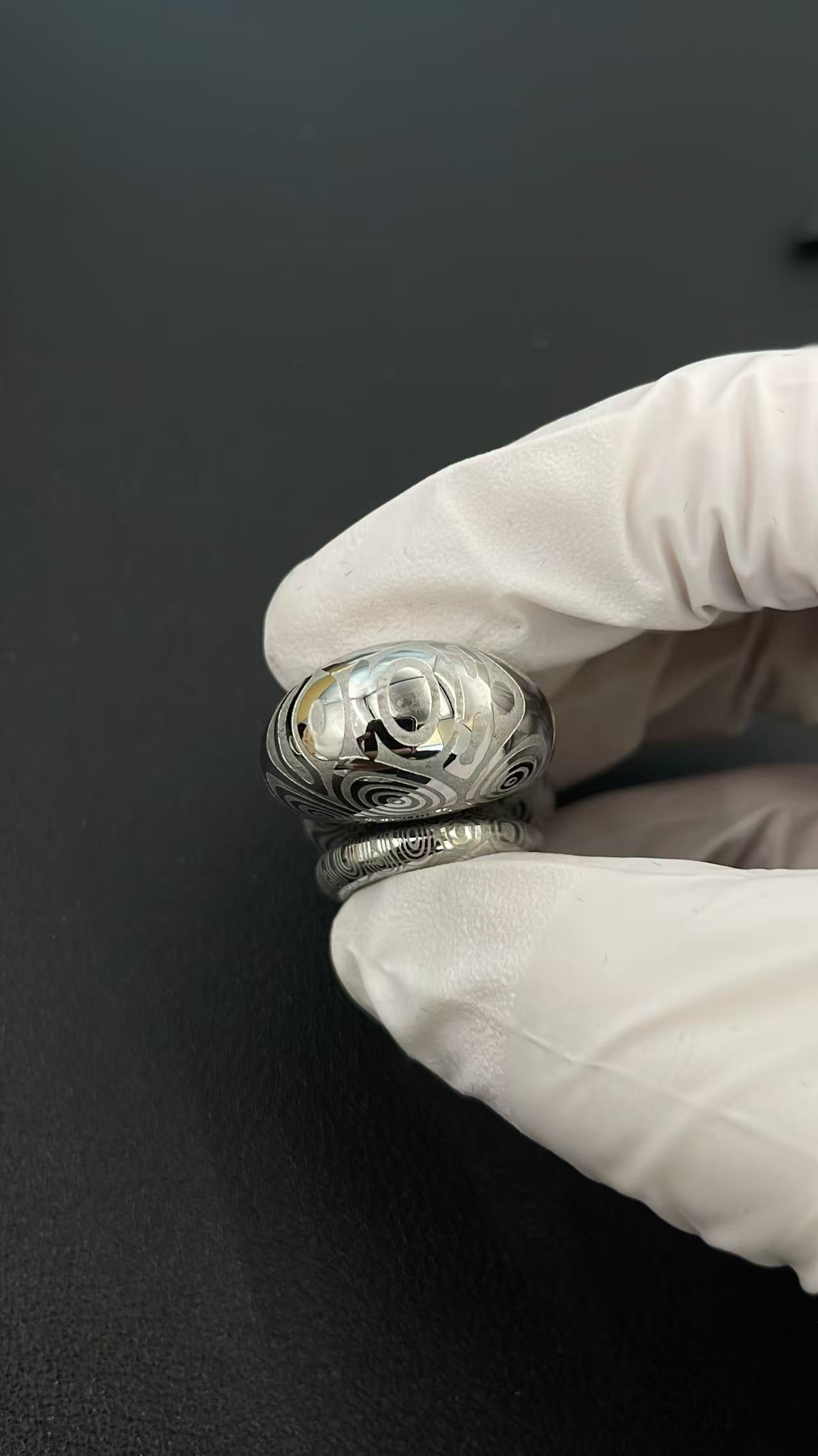 Two-Leaf Cell Damasteel