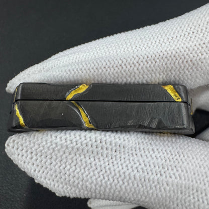 Plane Zirconium