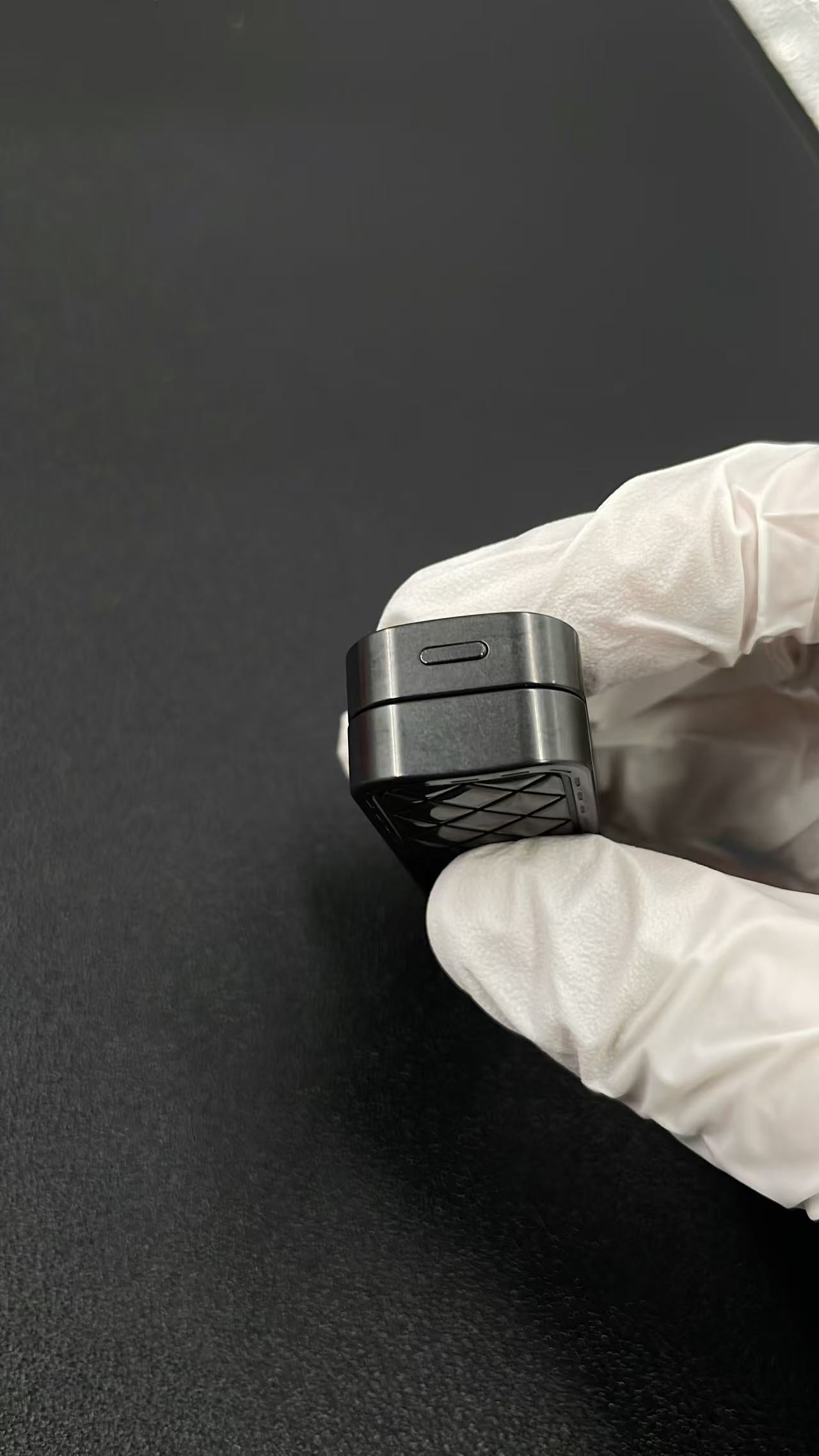 Feng Ling Zirconium