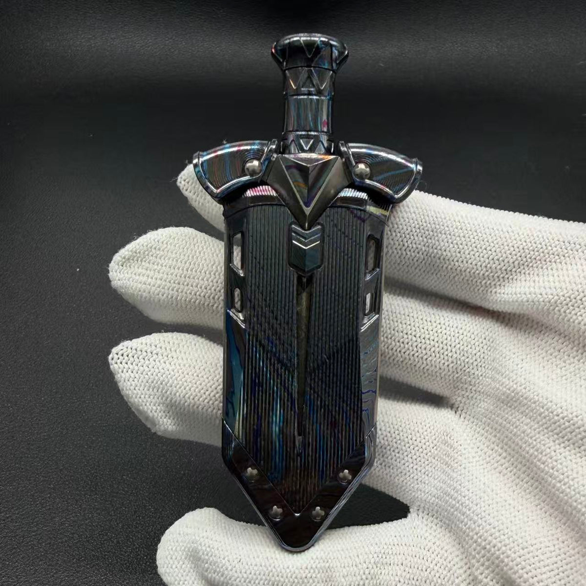Azure Dragon Lake Sword Zircuti