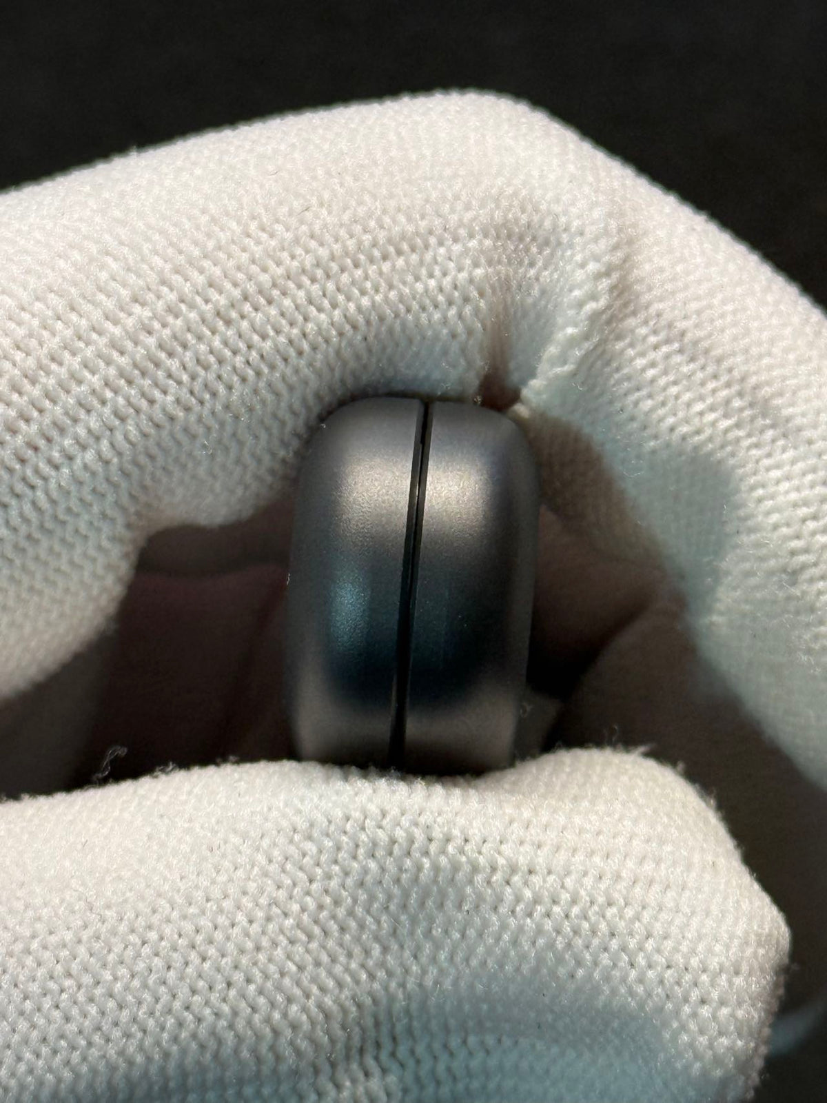 Floating Cloud Zirconium Brushed