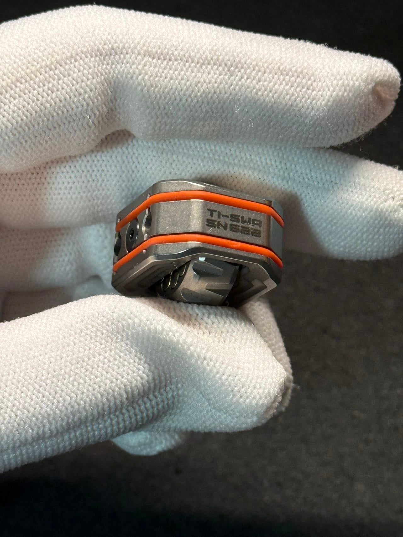 Cracker Titanium