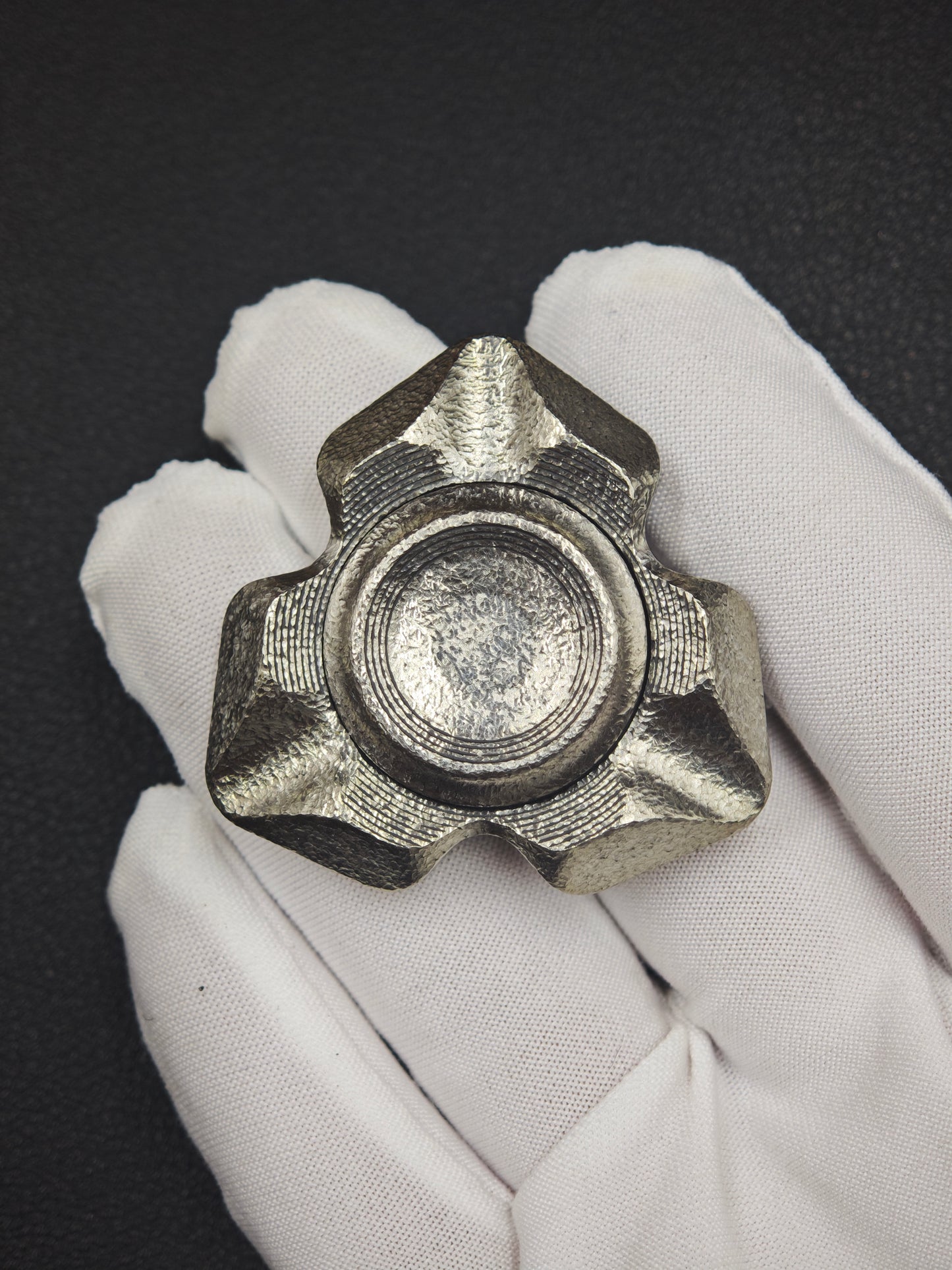 Lark EDC Valkyrie Zirconium