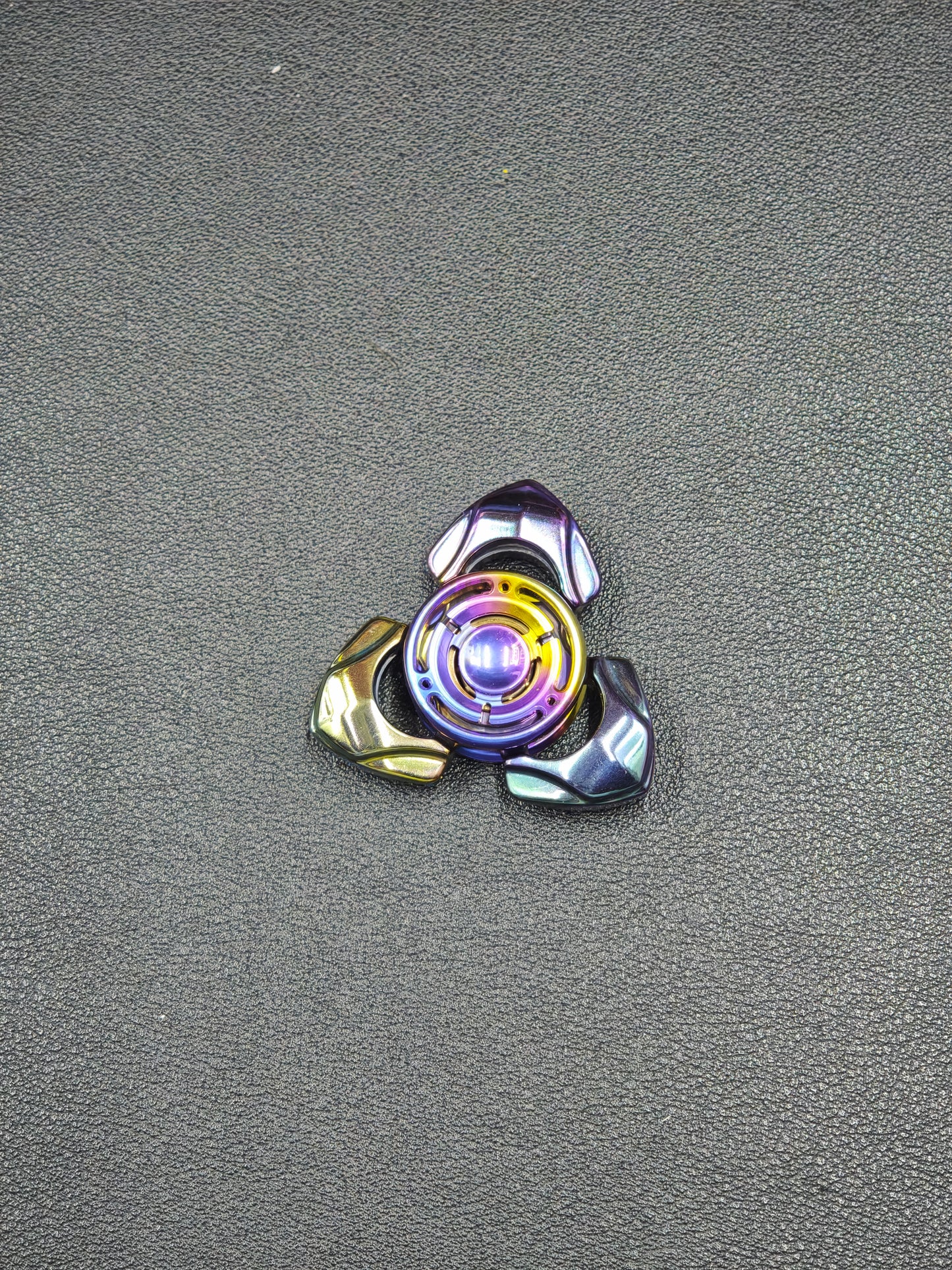 Toothless Mini Pearl White Tungsten
