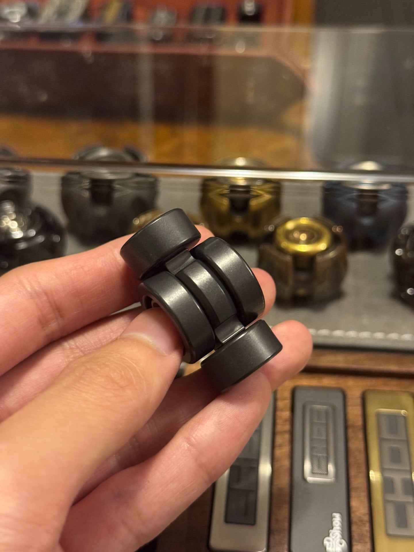 BIT00 Zirconium