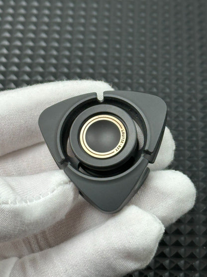 BIT 04 Zirconium