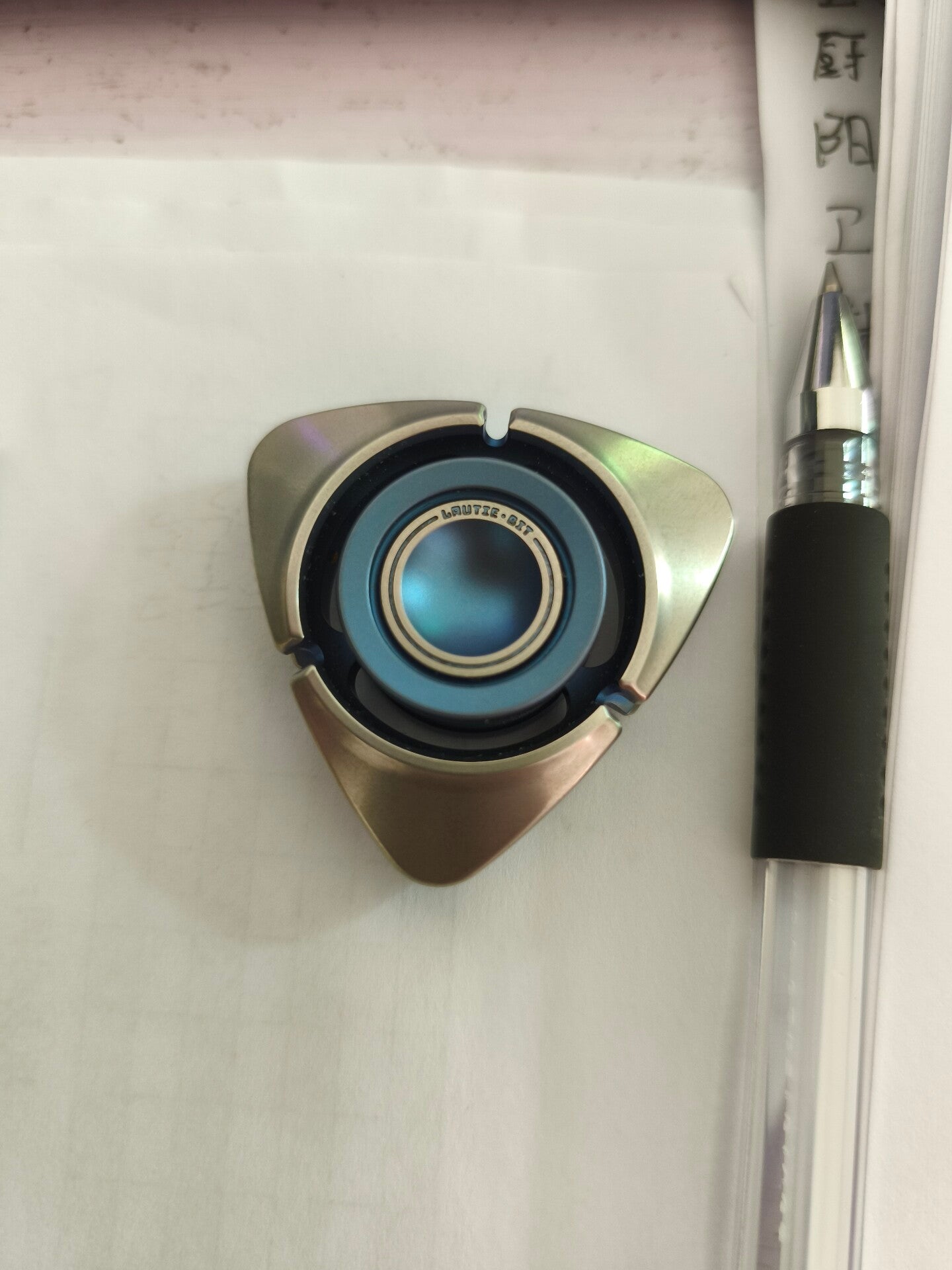 BIT04 Titanium