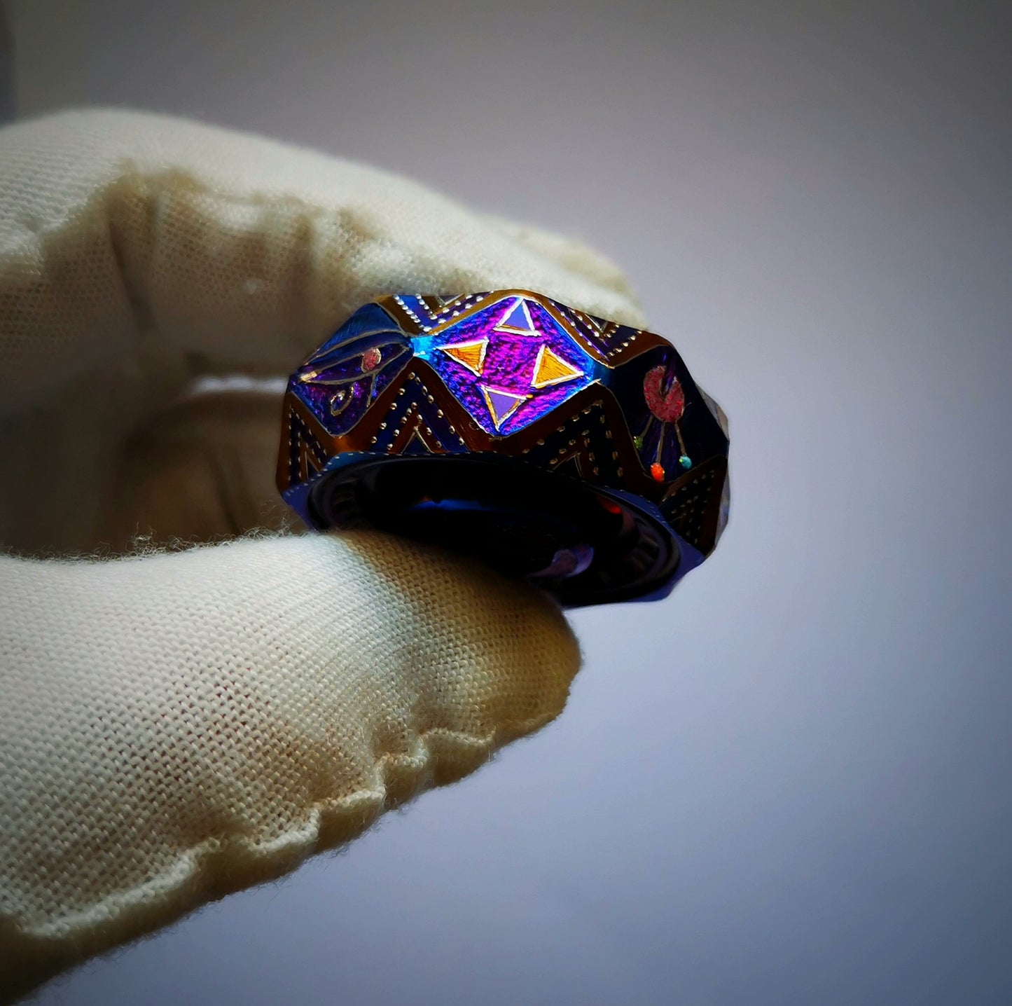 BIT05 Titanium