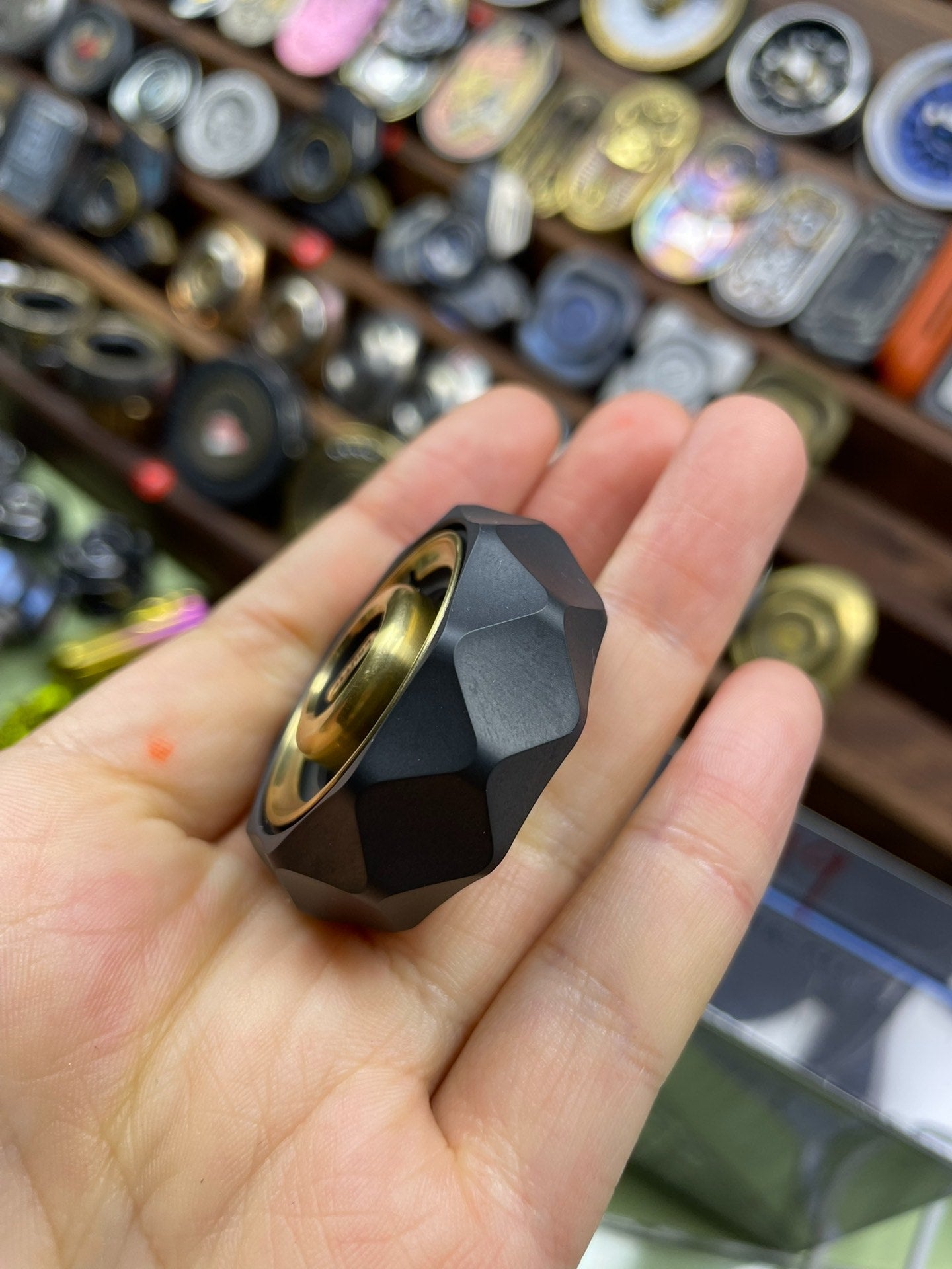 BIT05 Zirconium