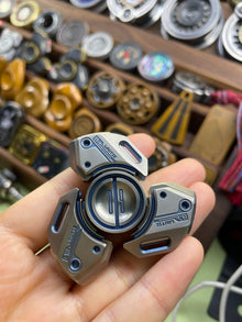BIT09 Titanium