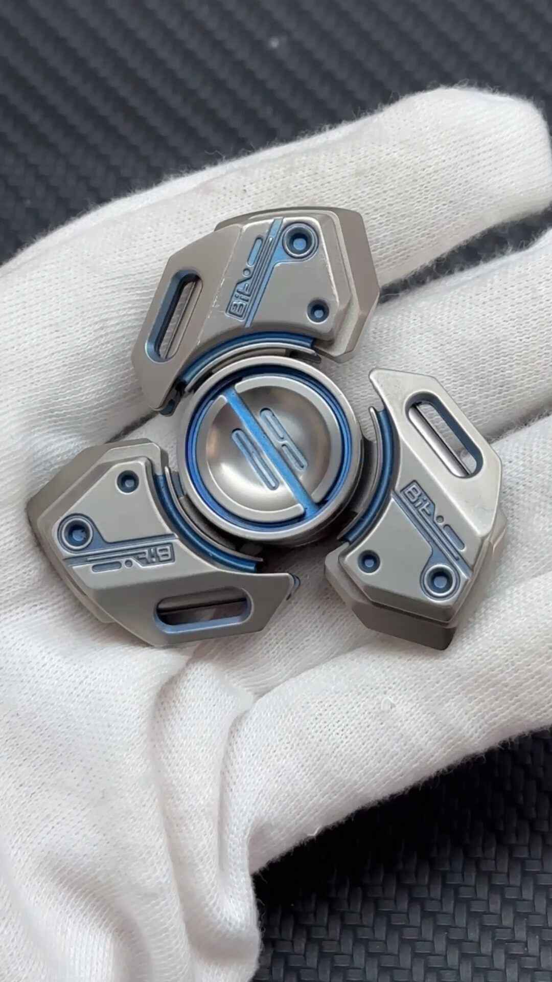 BIT09 Titanium