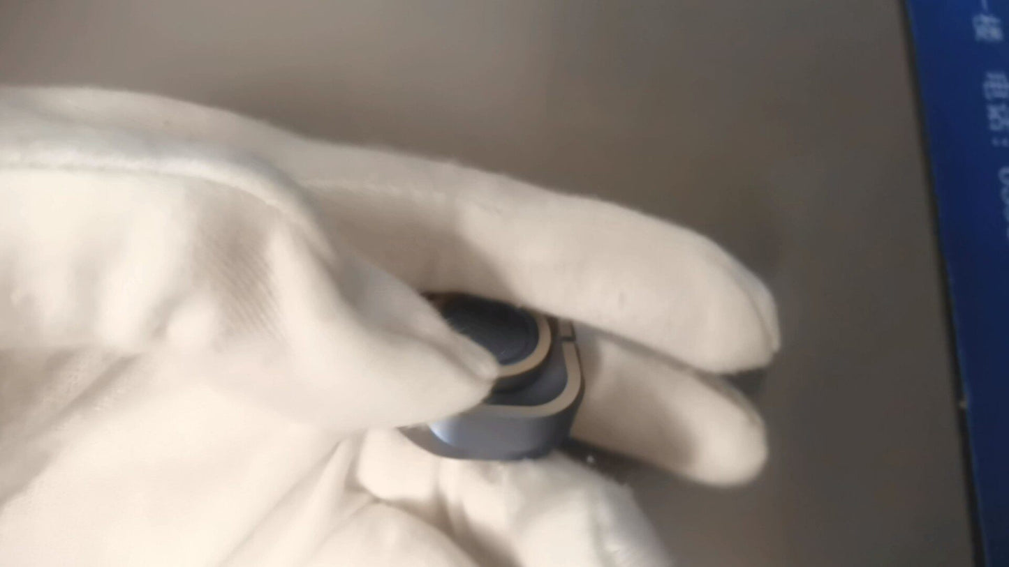 BIT01 Titanium