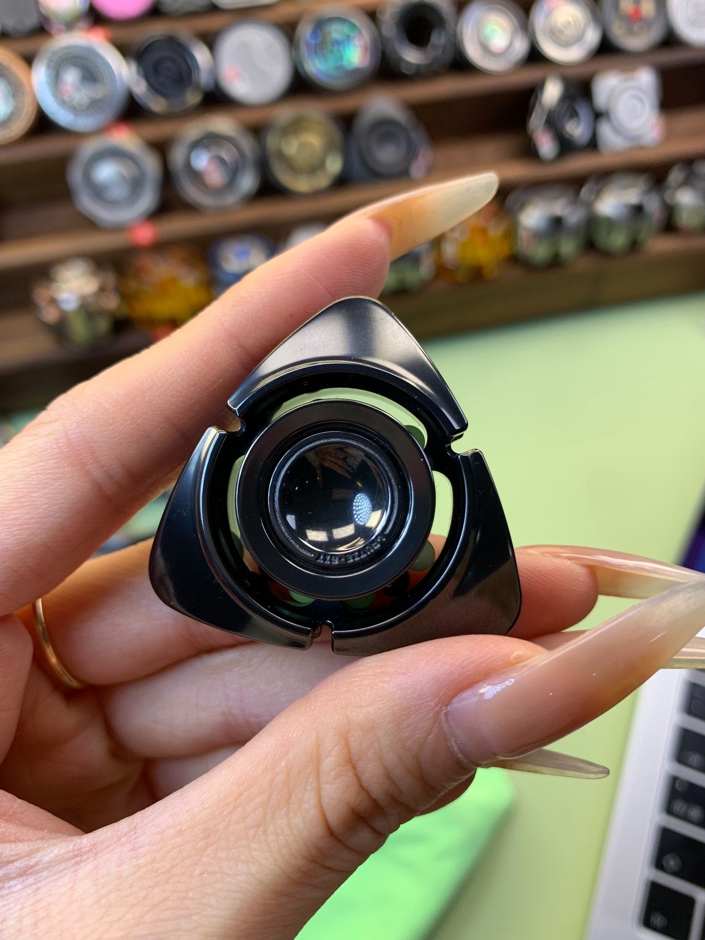 BIT04 Zirconium