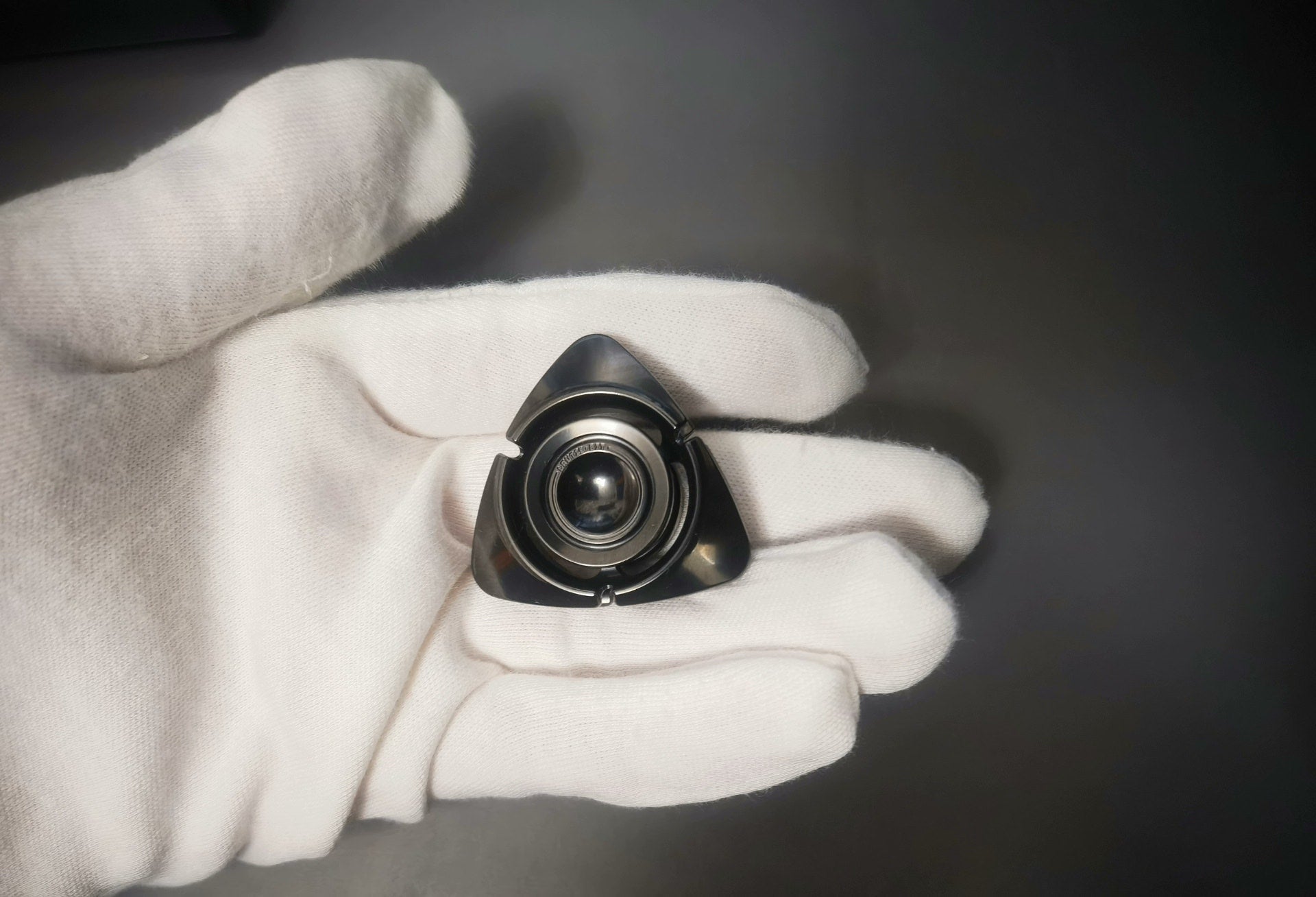 BIT04 Zirconium